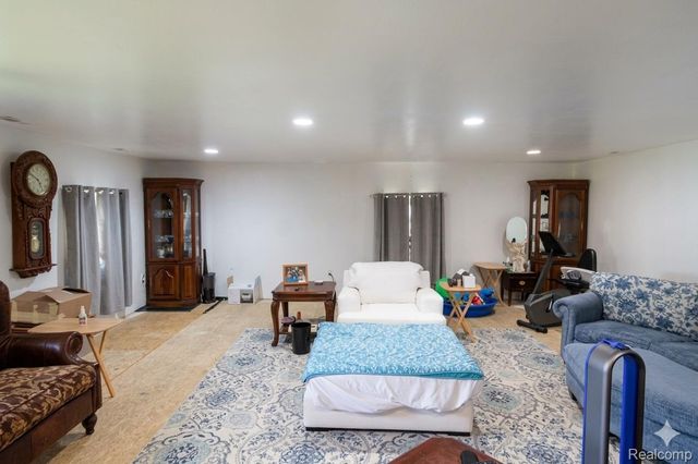 2568 Valentine Road, Mayfield Township, MI 48446