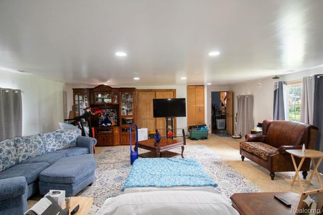 2568 Valentine Road, Mayfield Township, MI 48446