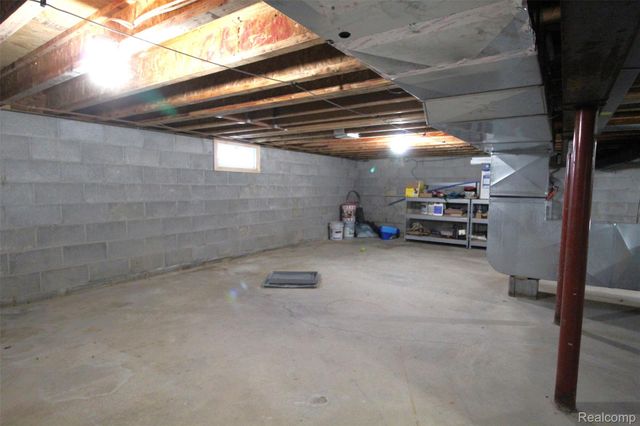 2568 Valentine Road, Mayfield Township, MI 48446