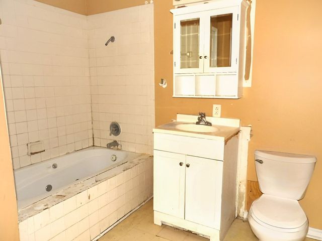 305 N Herring Street, Dothan, AL 36303