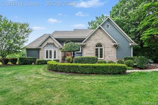 9230 Kelly Lake Drive, Springfield Charter Township, MI 48348