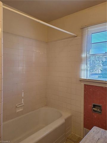 1806 South Hill Avenue, Winston-salem, NC 27127
