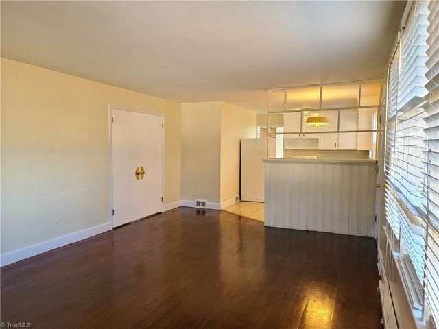 1806 South Hill Avenue, Winston-salem, NC 27127