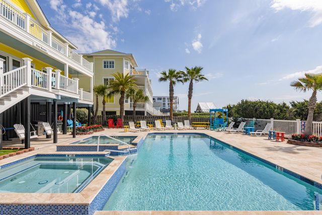 914 Ocean Boulevard, Isle Of Palms, SC 29451