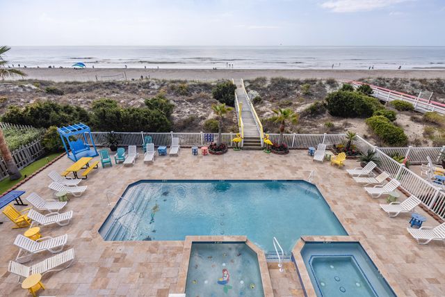 914 Ocean Boulevard, Isle Of Palms, SC 29451
