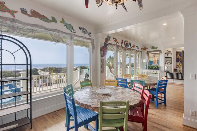 914 Ocean Boulevard, Isle Of Palms, SC 29451
