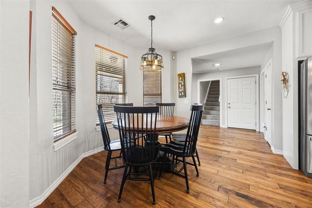 10611 Ridgeview Drive, Edmond, OK 73034