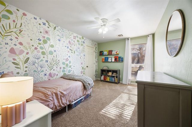 10611 Ridgeview Drive, Edmond, OK 73034