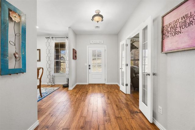 10611 Ridgeview Drive, Edmond, OK 73034