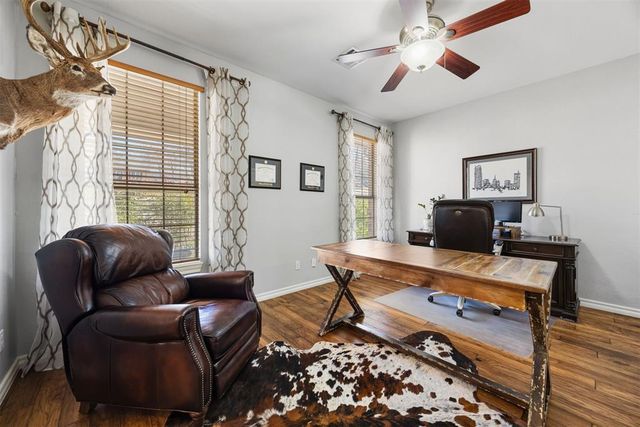 10611 Ridgeview Drive, Edmond, OK 73034