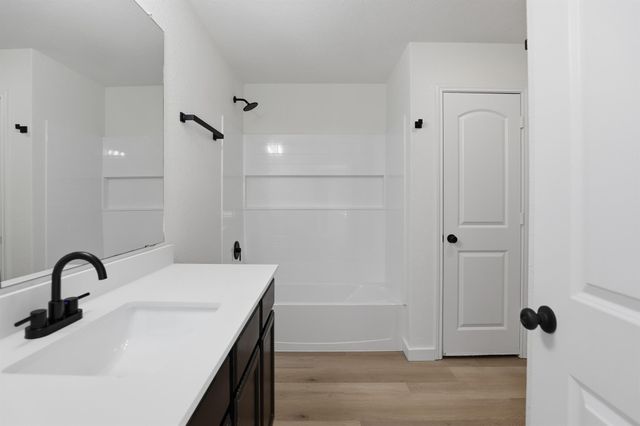 4001 Cressler LN 15G, Jarrell, TX 76537