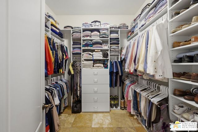 104 Azzuro Drive, Palm Desert, CA 92211