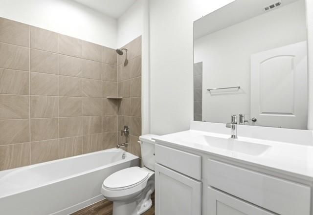 17942 Sommerset Falls Lane, Crosby, TX 77532