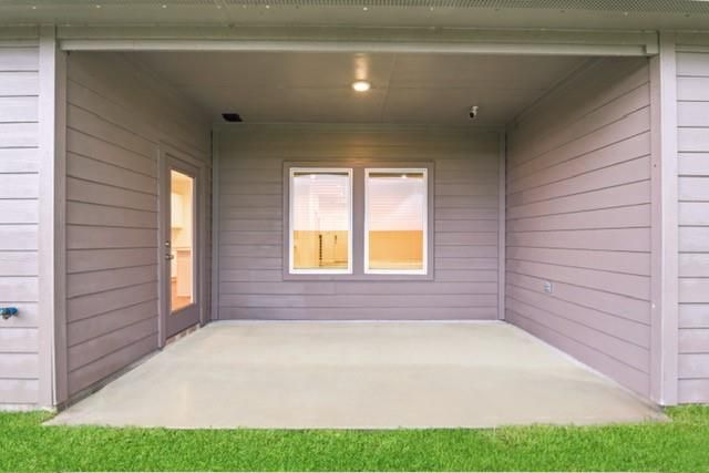 17942 Sommerset Falls Lane, Crosby, TX 77532