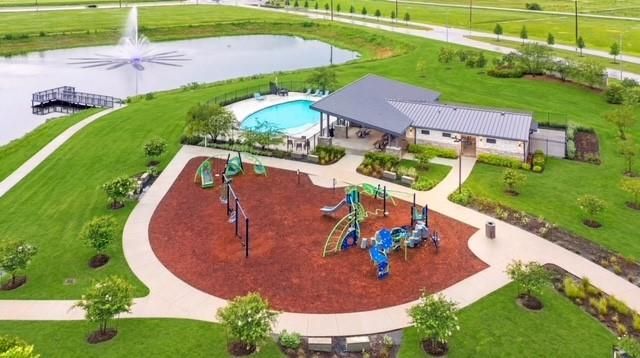 17942 Sommerset Falls Lane, Crosby, TX 77532