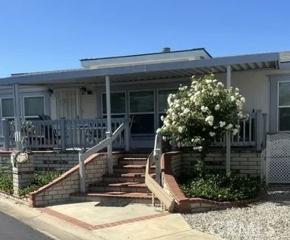 8811 Canoga 303, Canoga Park, CA 91304