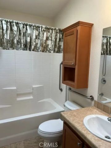 8811 Canoga 303, Canoga Park, CA 91304
