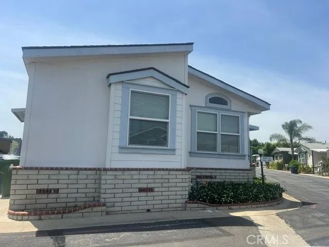 8811 Canoga 303, Canoga Park, CA 91304