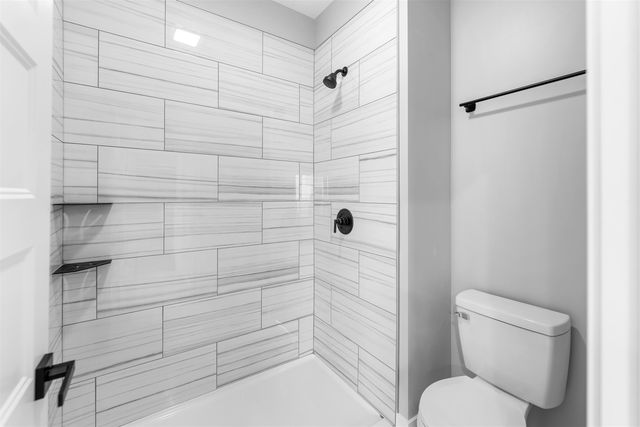 1150 Vista Sur Dr, Salina, KS 67401