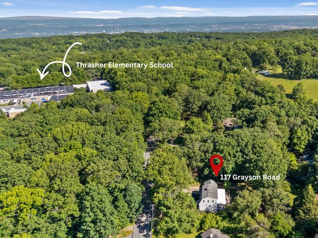 117 Grayson Road, Signal Mountain, TN 37377