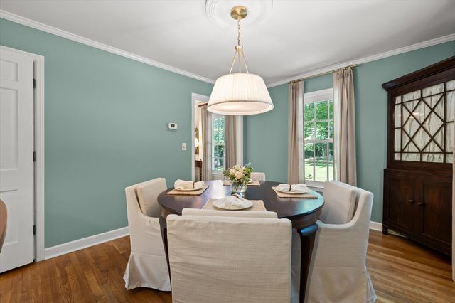 117 Grayson Road, Signal Mountain, TN 37377