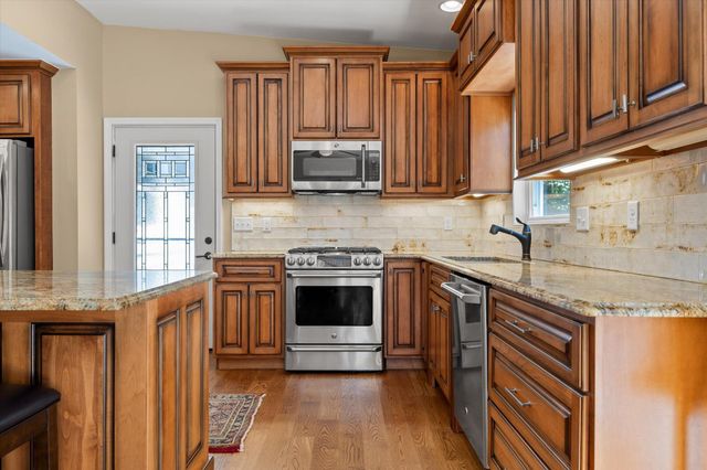 117 Grayson Road, Signal Mountain, TN 37377