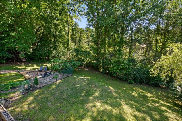 117 Grayson Road, Signal Mountain, TN 37377