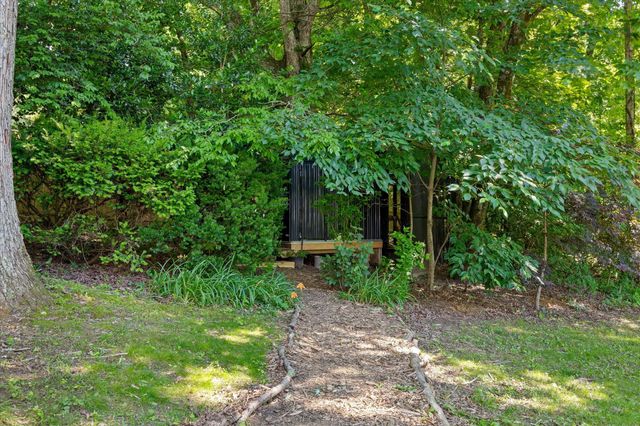 117 Grayson Road, Signal Mountain, TN 37377
