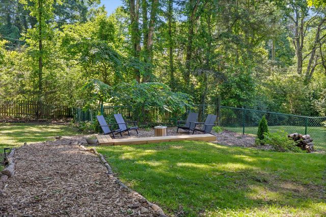 117 Grayson Road, Signal Mountain, TN 37377