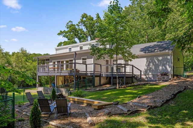 117 Grayson Road, Signal Mountain, TN 37377
