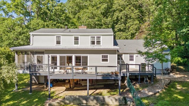 117 Grayson Road, Signal Mountain, TN 37377