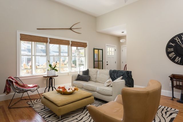 57 Hathaway Pond Cir 57, Rochester, MA 02770