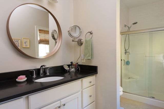 57 Hathaway Pond Cir 57, Rochester, MA 02770