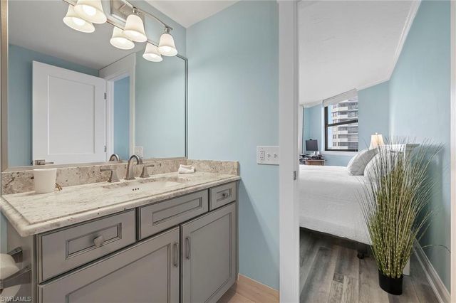 6075 Pelican Bay BLVD 1403, Naples, FL 34108