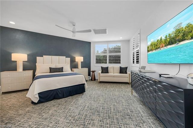 6075 Pelican Bay BLVD 1403, Naples, FL 34108