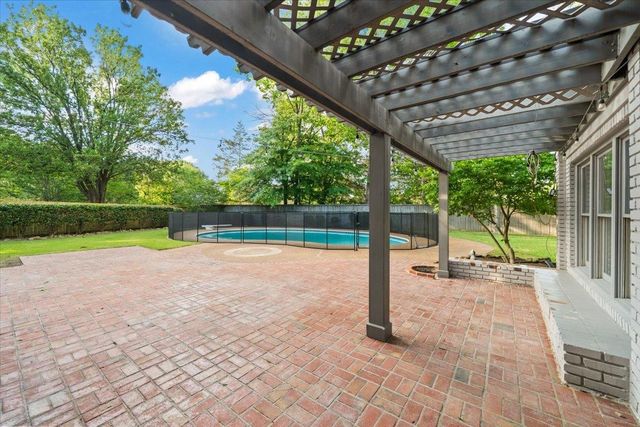 1490 COBBLESTONE CV, Germantown, TN 38138