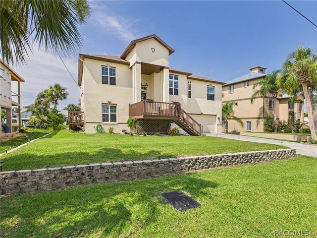 11730 W Sunnybrook Court, Crystal River, FL 34429