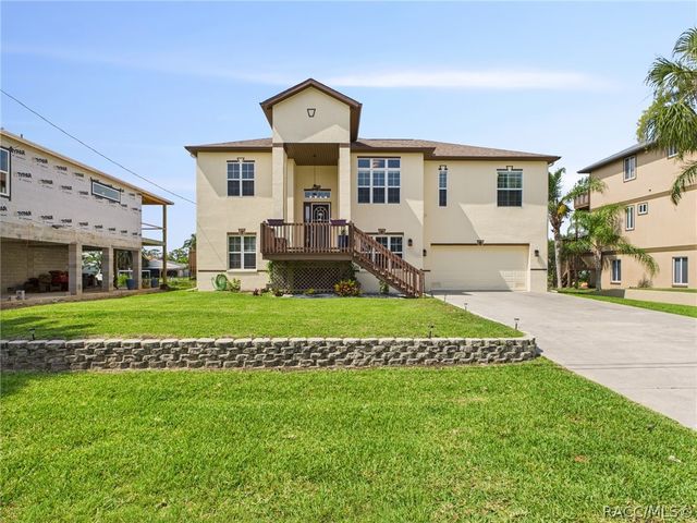 11730 W Sunnybrook Court, Crystal River, FL 34429