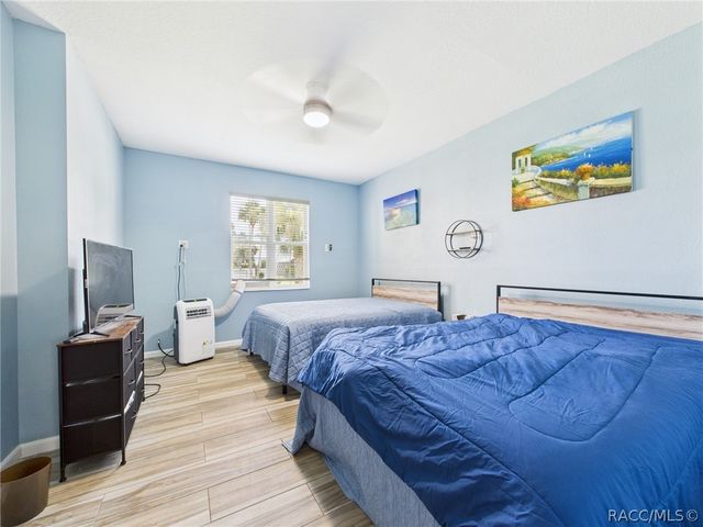 11730 W Sunnybrook Court, Crystal River, FL 34429