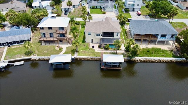 11730 W Sunnybrook Court, Crystal River, FL 34429