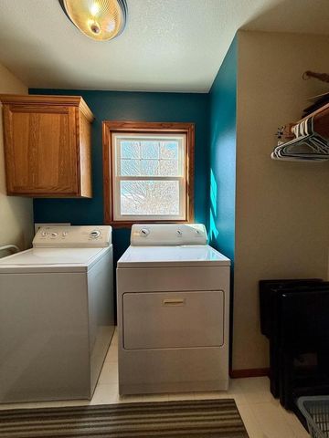 363 SUNNYBROOK DRIVE, Oshkosh, WI 54904