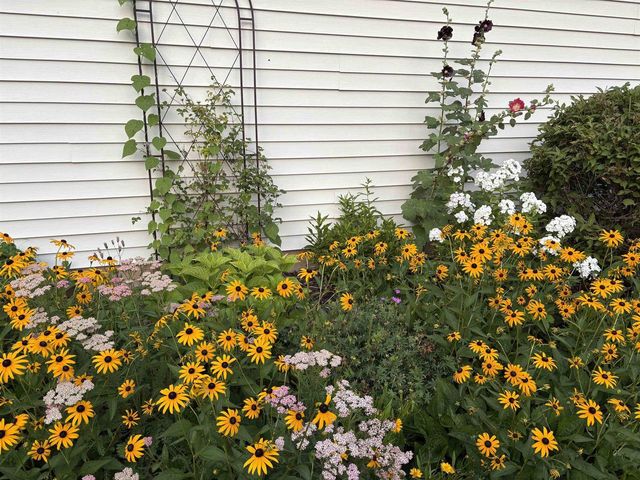 363 SUNNYBROOK DRIVE, Oshkosh, WI 54904