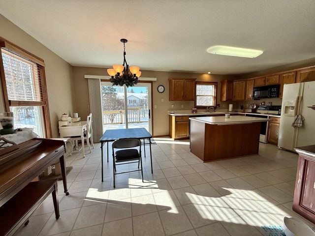 363 SUNNYBROOK DRIVE, Oshkosh, WI 54904