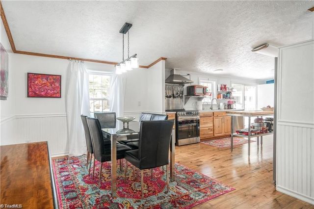 1007 High Rock Shores Drive, Lexington, NC 27292