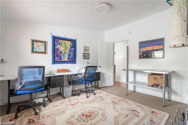 1007 High Rock Shores Drive, Lexington, NC 27292