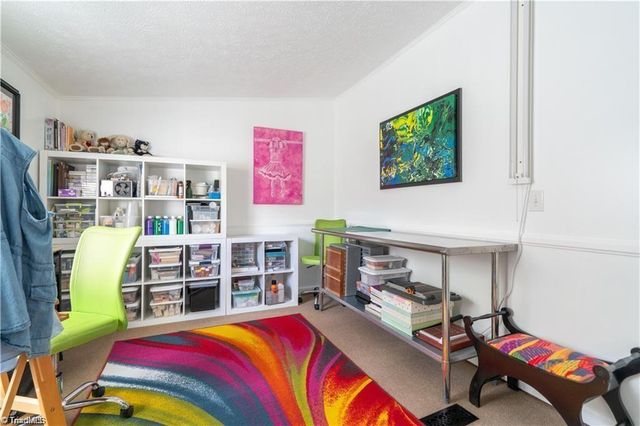 1007 High Rock Shores Drive, Lexington, NC 27292