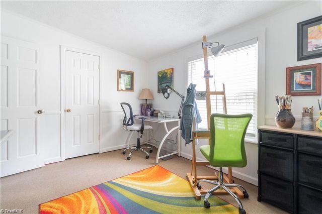 1007 High Rock Shores Drive, Lexington, NC 27292