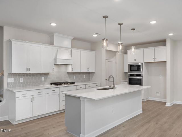 725 Dragonfly Pond Way, Wake Forest, NC 27587