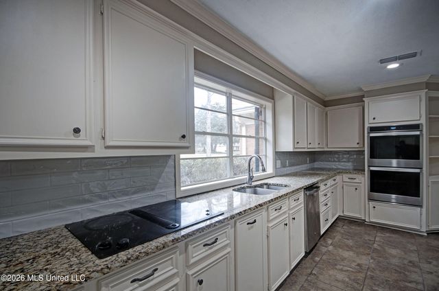 219 Rollingwood Drive, Jackson, MS 39211