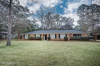 219 Rollingwood Drive, Jackson, MS 39211
